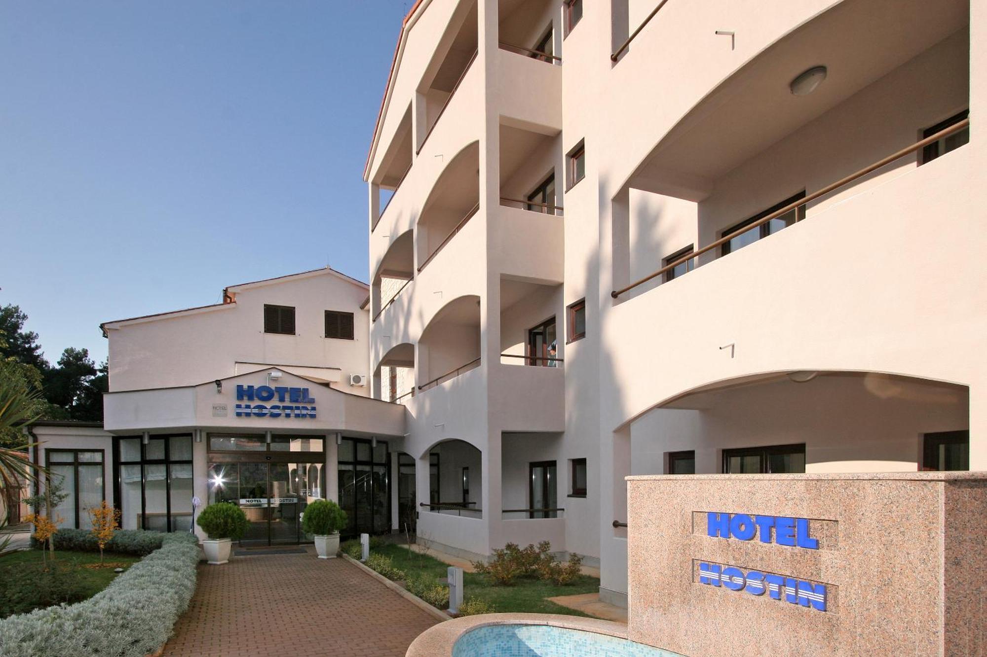 Hotel Flores 4*